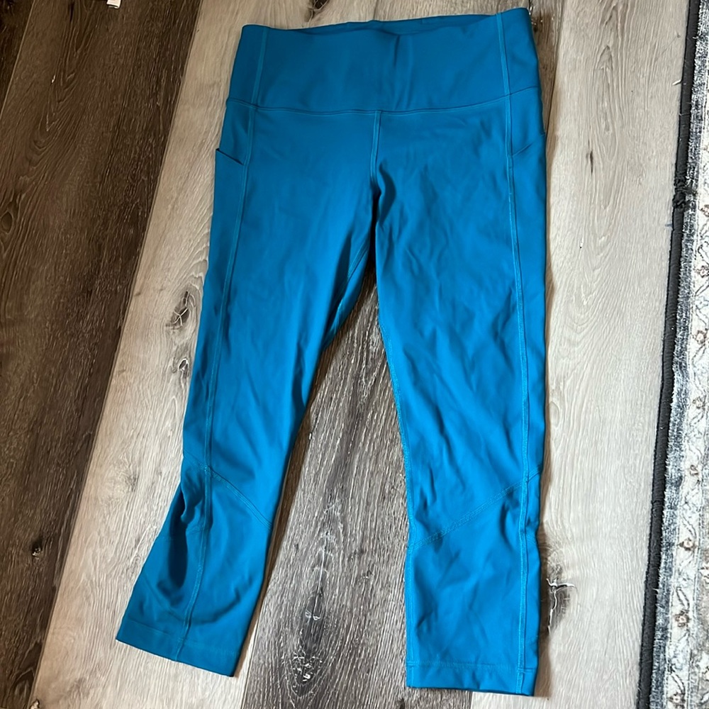 Lululemon Pace Rival High-Rise Crop